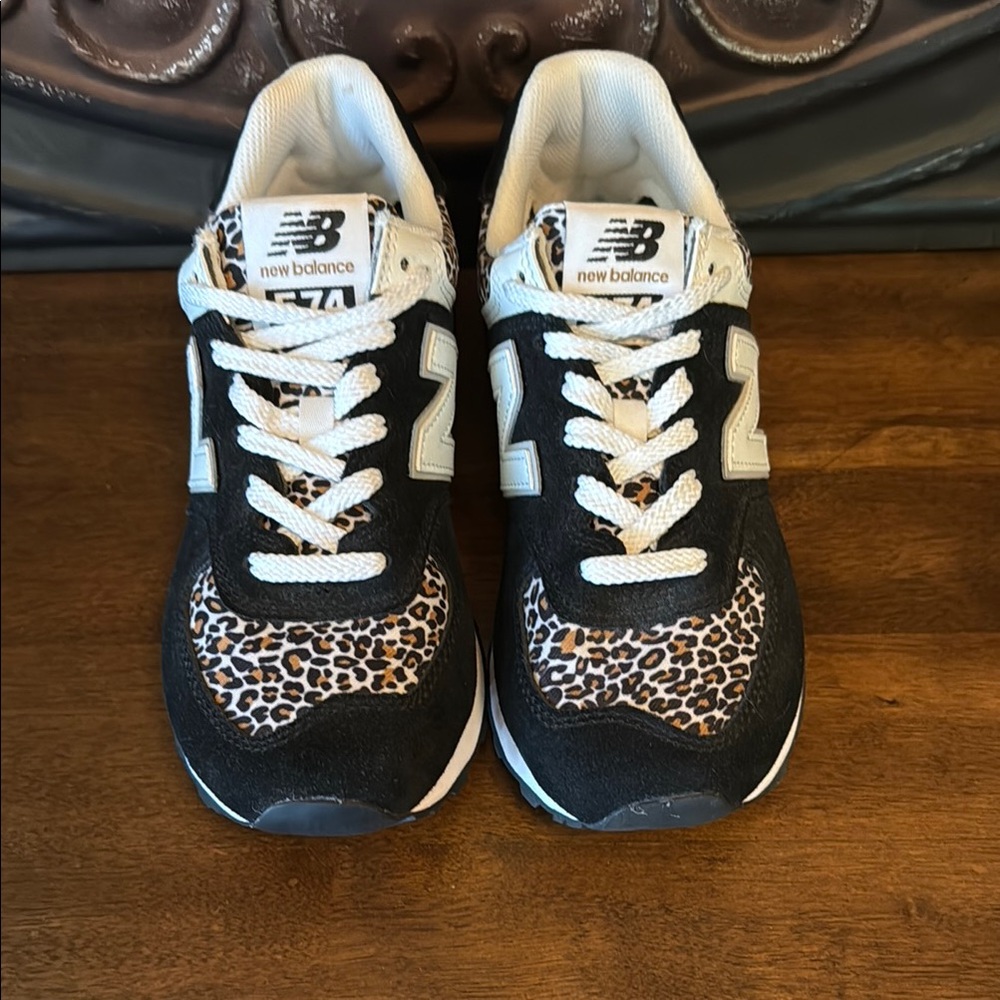 New Balance Women's Athletic Shoes - Black and Leopard Print